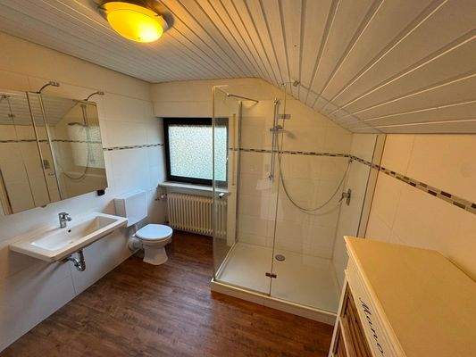 Dachgeschoss Bad 