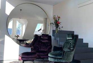 Treppe zur oberer Wohnung