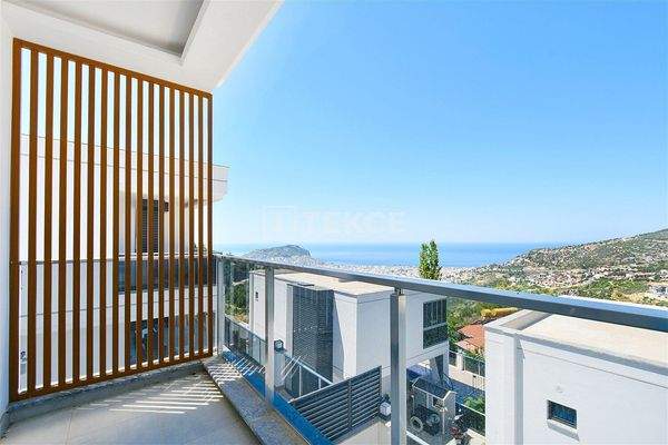 Stylish Designed Villas in Greenery in Bektaş Alanya