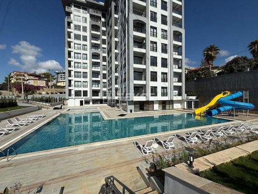 Properties in a Complex with Water Park in Avsallar Alanya