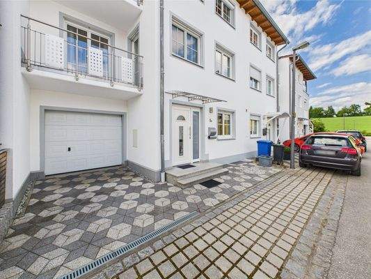 Eingang/Garage