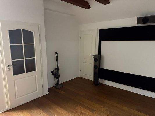 Dachgeschoss Kinoraum