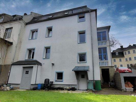 Hintere Hausansicht mit AWD