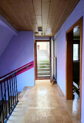 Flur 2. OG