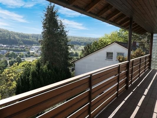 große Wohnung mit Fernblick