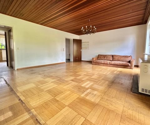 Wohn-/ Esszimmer…