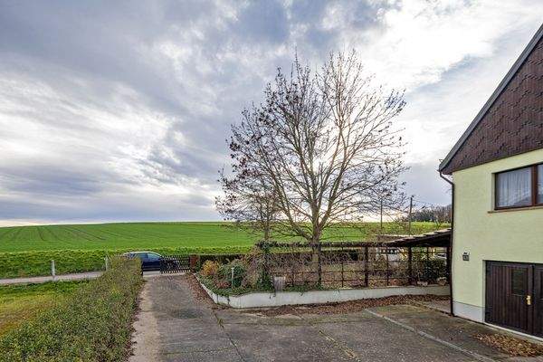 J2 - Zufahrt Ost 2.jpg