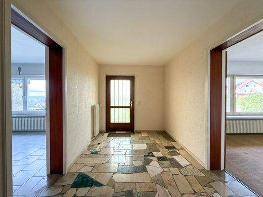 Eigangsbereich_ Kellergeschoss.JPG