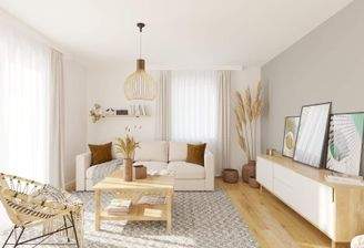 Im lichtdurchfluteten Wohnzimmer kommt Ihre Famili