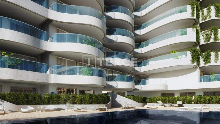 Urban Center Properties with Large Terraces in Fuengirola Spain