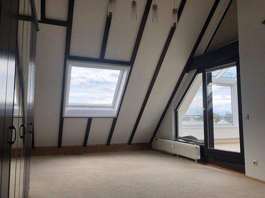 Zimmer 2. OG (links)