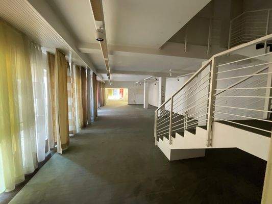 Gewerbefläche Erdgeschoss Vorderhaus und Zwischentrakt