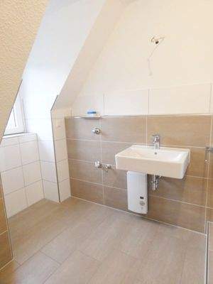 modernisiertes Badezimmer