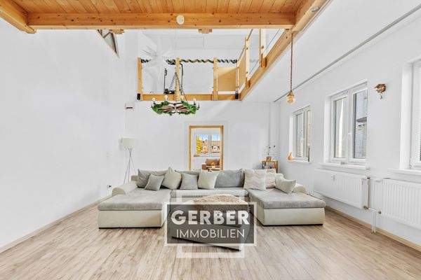 14 EG, Wohnzimmer mit Galerie