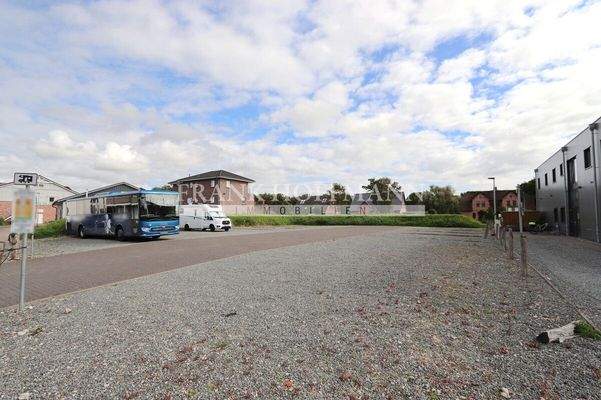 V9656-1a Grundstücksansicht 4