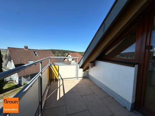 4,5-Zi.-ETW, Balkon