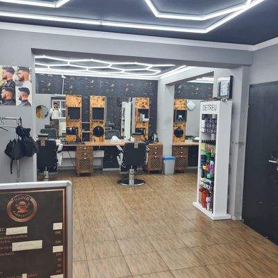 PHOTO-2025-10-13-14-19-17 2.jpg