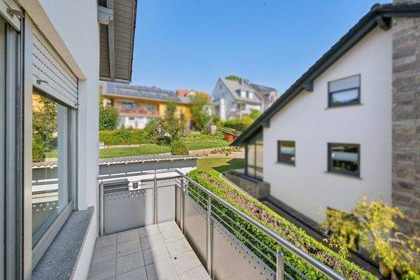 Weiterer Balkon im Obergeschoss