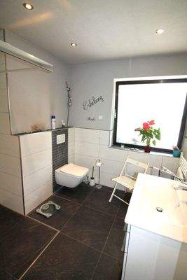 Bad mit Tageslichtfenster