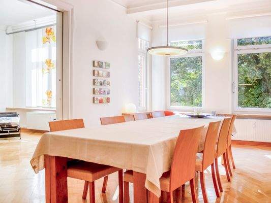 Großzügiger Essbereich
