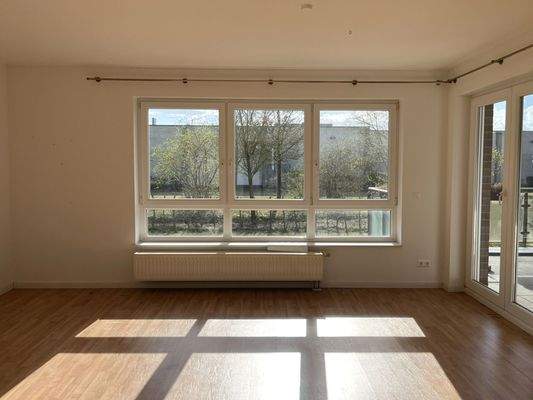 Lichtdurchfluteter Wohnbereich