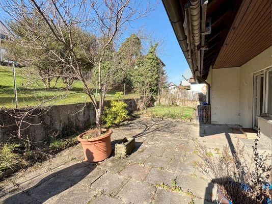 sonnige Terrasse