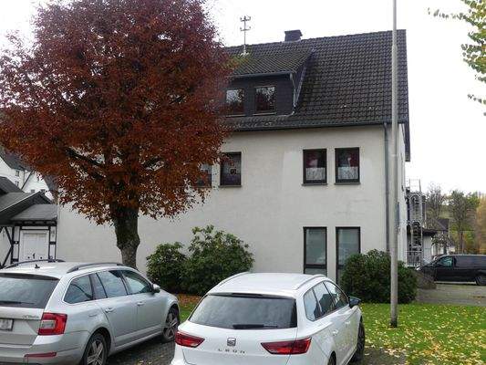 Seitenansicht Wohn- und Geschäftshaus