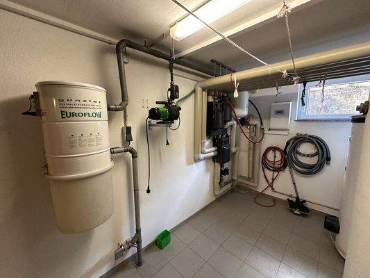 Saubsauganlage + Technik