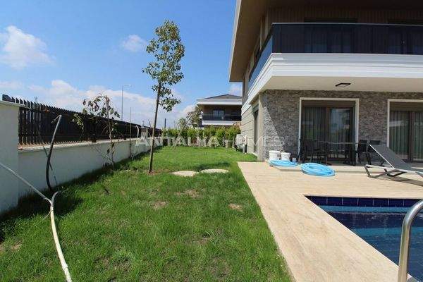 Duplex Villas with Private Pools in Belek Kadriye