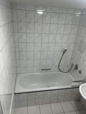 MV25-11-015 Fi-Bonl. Bad Dusche Toil