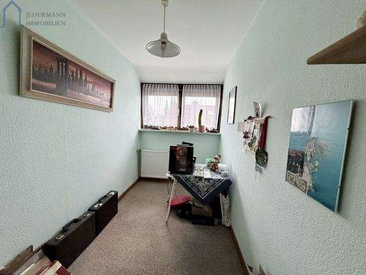 Büro/Ankleiderzimmer OG