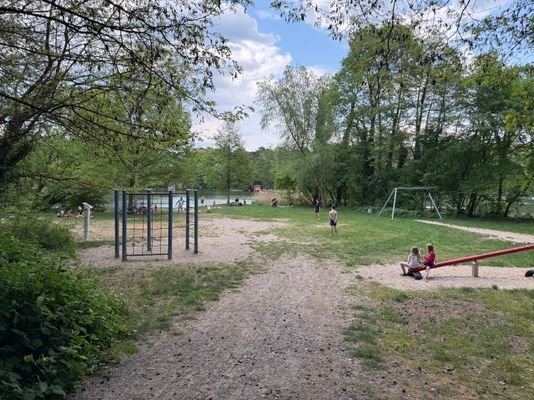 Badestelle am Seekorso fußläufig