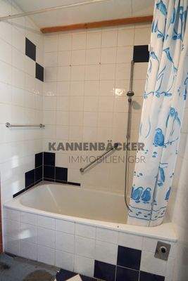 1. OG Badewanne
