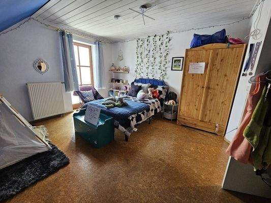 Großes Zimmer 2