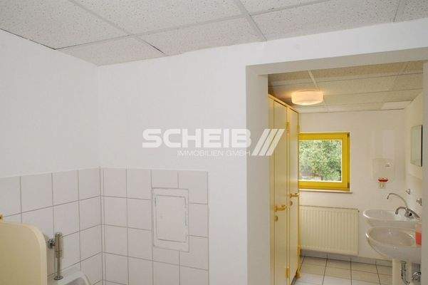 Sanitäre Anlagen vorhanden