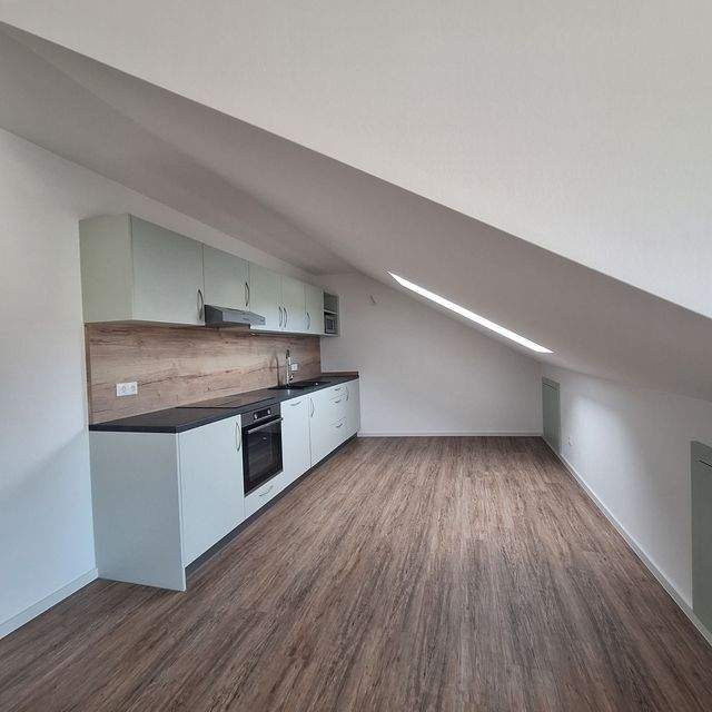 Balkon-Apartment im 2. Obergeschoss in Jena (Thomas Müntzer Weg) - Foto 1