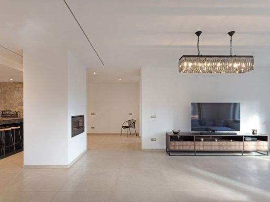 country-estate-pool-view-for-sale-Establiments-Living-Blue-Mallorca (2)