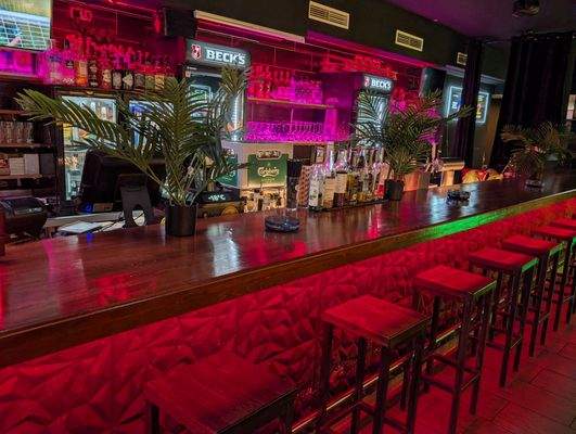 Bar (2).jpg