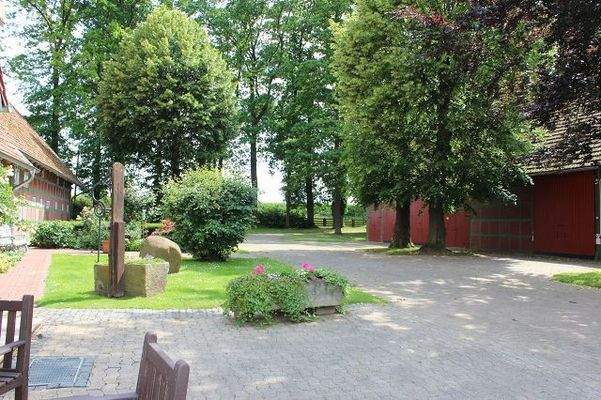 Hoffläche / Scheune