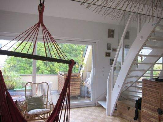 BBlick auf die Innentreppe und die Loggia