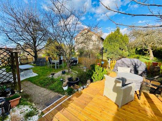 Terrasse%20mit%20Garten