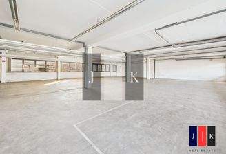 Halle Innenansicht 1 (EG)