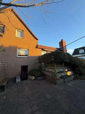 mit Kelleraußenzugang