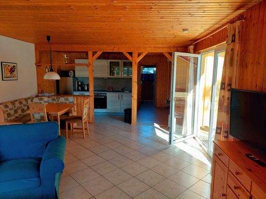 Wohnbereich mit Küchenzeile