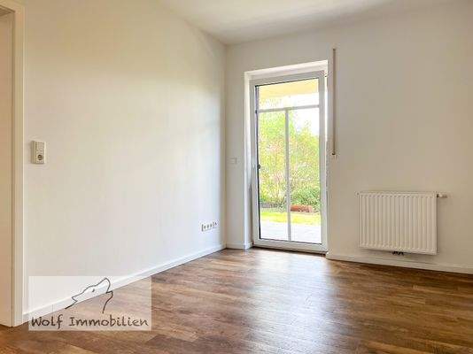 Zimmer 2 mit Terrassenzugang