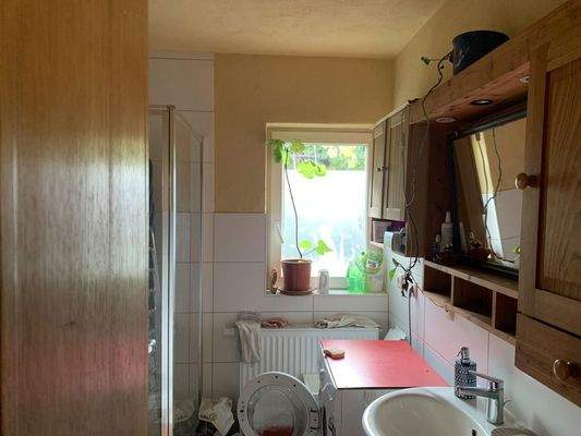 Bad groß EG mit Dusche