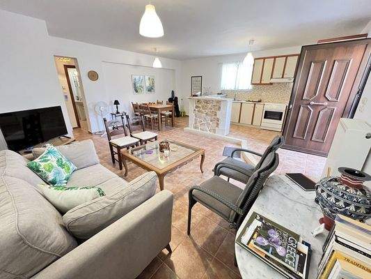 Deatched House For Sale In Plaka image00015.jpg