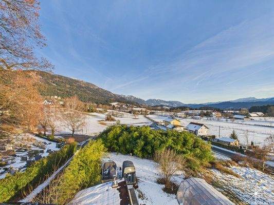 Ausblick Dachboden Richtung Osten.