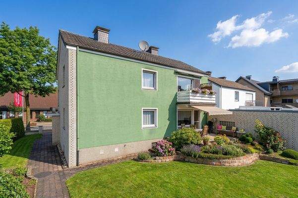 Gartenansicht KI generiert