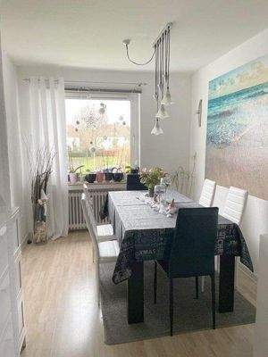 Beispiel -Eßbereich in der Diele